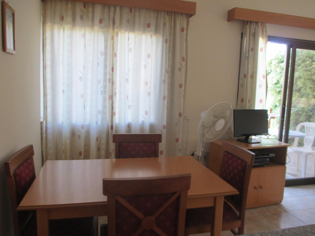 Anastasia Holiday Apartments Klorakas Exterior photo