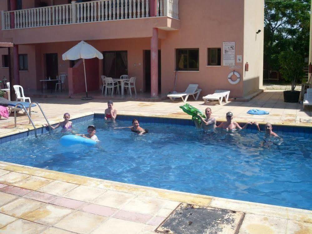 Anastasia Holiday Apartments Klorakas Exterior photo